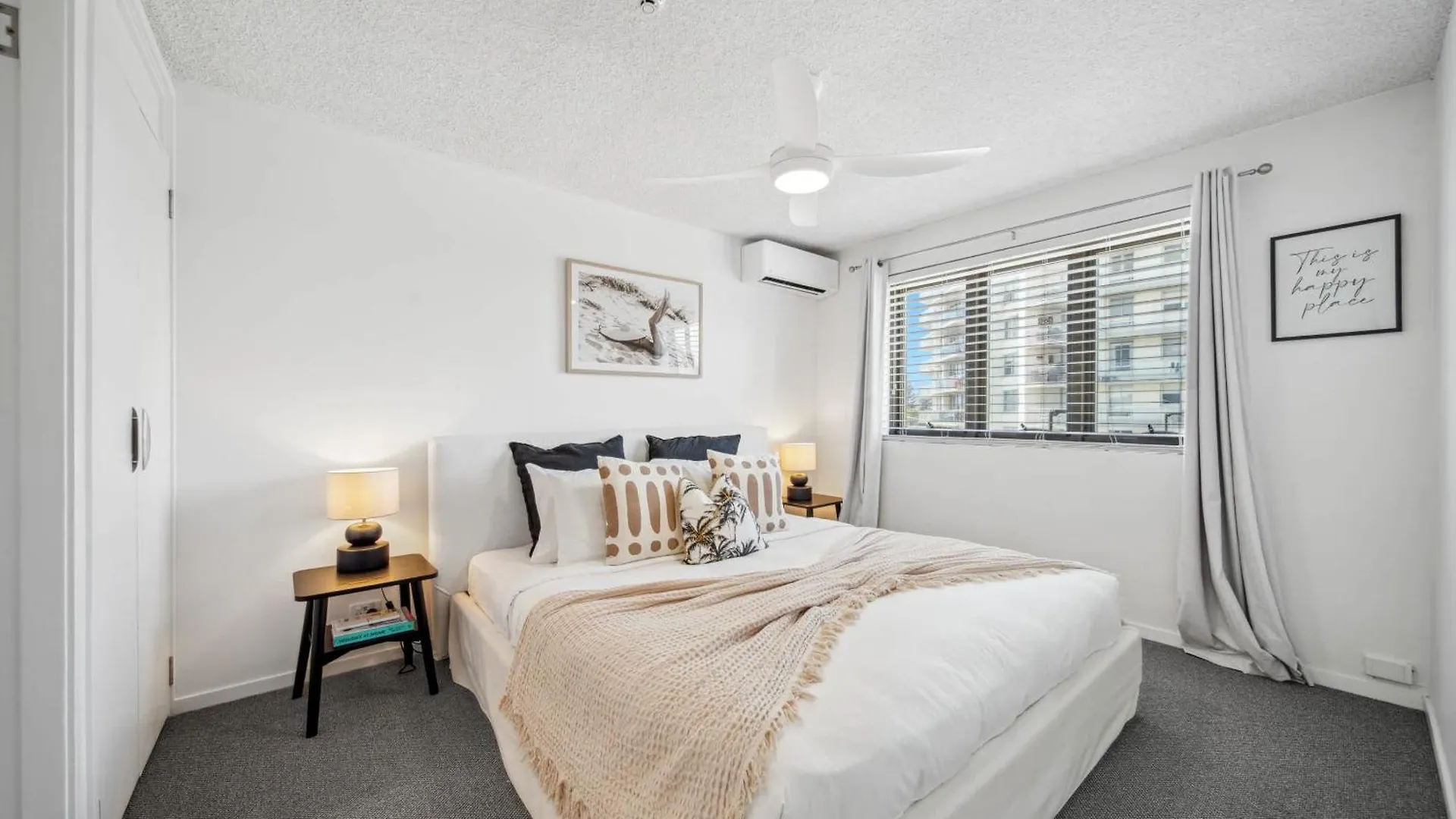 Alexandra Headland Beachfront Unit Австралия